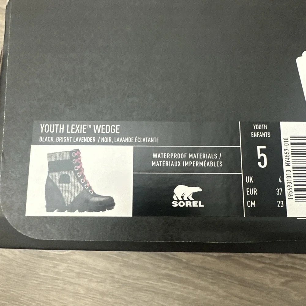 Sorel Boots Youth 5 Girls Lexie Wedge Winter Boot NY4557-010 Black Leather
